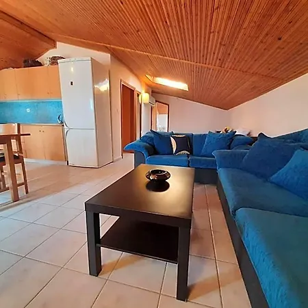 Hotel Flesvos 2*